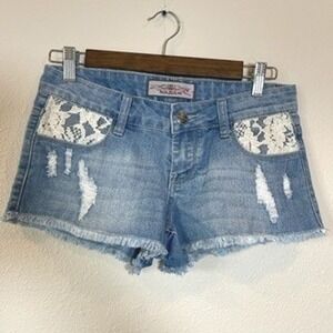 Iris Jeans Distressed Denim Shorts Light Wash Lace Pocket Frayed Hem Size S